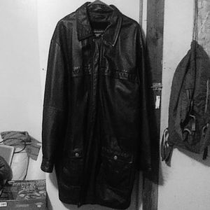 Thinsulate Wilson leather trench coat.